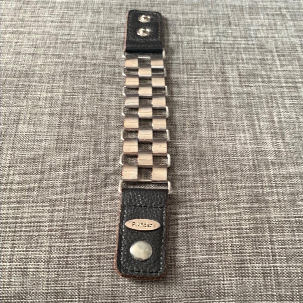 Plunder Leather and Metal Bracelet - Black and Silver